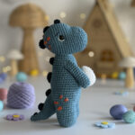 Dino with Decorative Egg