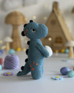 Dino with Decorative Egg